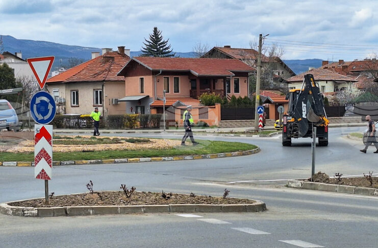 През изминалото денонощие при 15 катастрофи са ранени 18 души