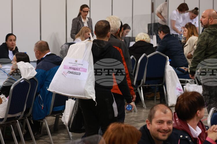 Приключи предаването на протоколите от секционните избирателни комисии в 23-а и 25-а РИК в София