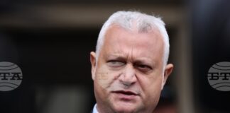 Прокуратурата е големият отсъстващ по случаите с Петьо Петров, Мартин Божанов и „Петрохан“, каза служебният вътрешен министър Емил Дечев