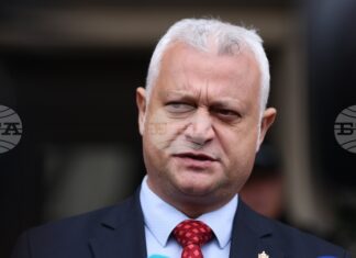 Прокуратурата е големият отсъстващ по случаите с Петьо Петров, Мартин Божанов и „Петрохан“, каза служебният вътрешен министър Емил Дечев