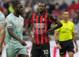 Рафаел Леао от Милан е в трансферните планове на Байерн и Барселона