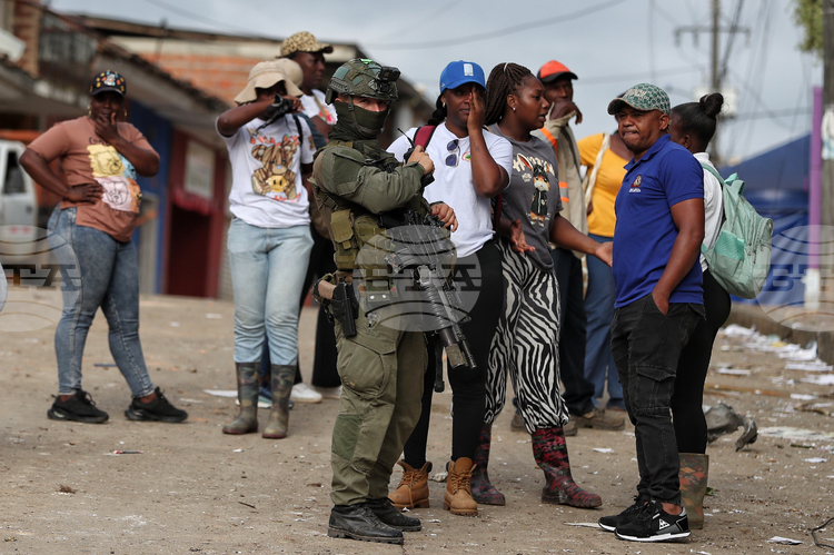 Ръководител в разузнавателната служба на Колумбия подаде оставка след скандал