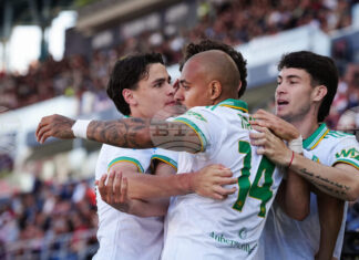 Рома взе сладък реванш от Болоня и запази надеждите си за класиране в Шампионската лига през следващия сезон