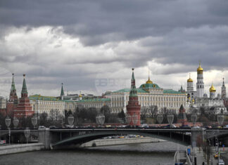 Русия заяви, че тази нощ е неутрализирала 97 украински дрона; един човек е загинал при атака в Липецка област, съобщиха властите