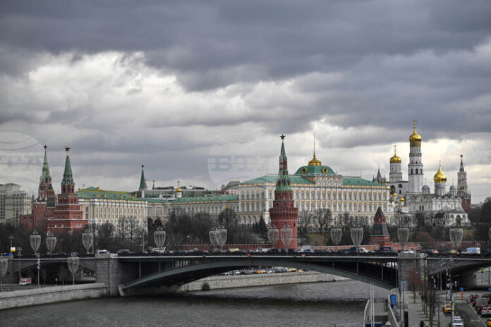 Русия заяви, че тази нощ е неутрализирала 97 украински дрона; Русия заяви, че тази нощ е неутрализирала 97 украински дрона; един човек е загинал при атака в Липецка област, съобщиха властите