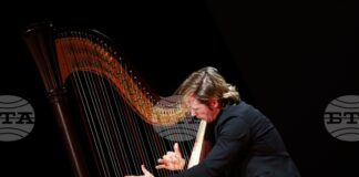 С концерта на арфиста Александър Болдачев бе открито 23-тото пролетно издание на „Салона на изкуствата“ в НДК