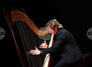 С концерта на арфиста Александър Болдачев бе открито 23-тото пролетно издание на „Салона на изкуствата“ в НДК