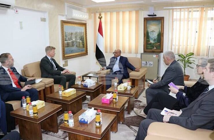 САБА: Управителят на Централната банка на Йемен се консултира с пратеника на ООН относно финансовата и икономическата ситуация в страната