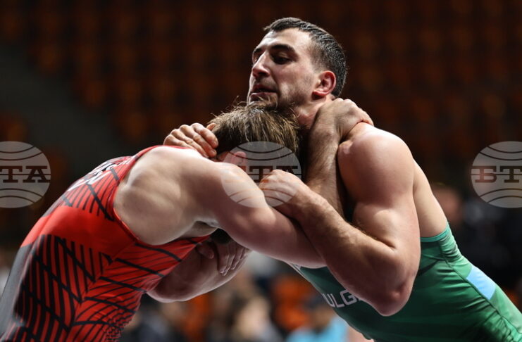 Семен Новиков ще спори за титлата на Европейското първенство по борба в Тирана