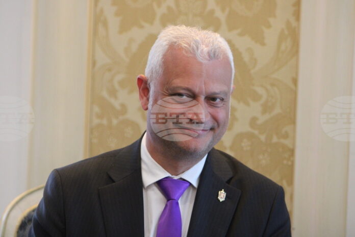 Сигурността по границите обсъдиха министрите на вътрешните работи на България, Гърция и Турция на среща в Атина