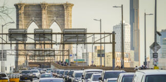 Смъртните случаи при ПТП в САЩ намаляват през 2025 г. до рекордно ниско за последните 6 г. ниво