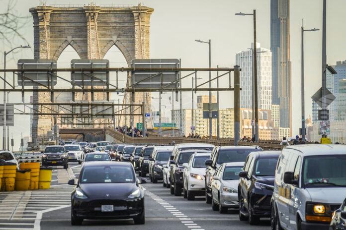 Смъртните случаи при ПТП в САЩ намаляват през 2025 г. до рекордно ниско за последните 6 г. ниво