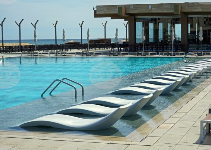 Собствена СПА система с индивидуални програми прилага хотел „ЕйчВиДи Рейна дел Мар“ в Обзор