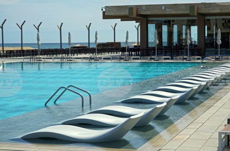 Собствена СПА система с индивидуални програми прилага хотел „ЕйчВиДи Рейна дел Мар“ в Обзор