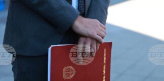 Софийска районна прокуратура обвини и задържа грузински граждани, държали огнестрелни оръжия и ползвали неистински паспорти