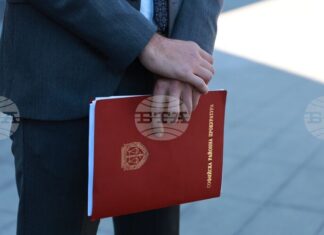 Софийска районна прокуратура обвини и задържа грузински граждани, държали огнестрелни оръжия и ползвали неистински паспорти