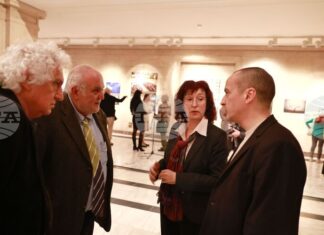 Стилът на Антони Георгиев мога да нарека естетика на паметта, каза доц. Георги Лозанов при откриването на фотоизложбата „Споделена памет“