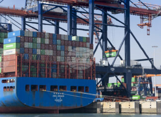 Свободните търговски споразумения могат да ускорят растежа в ЕС и да смекчат ефекта от митата на САЩ, показва анализ на „Ифо“