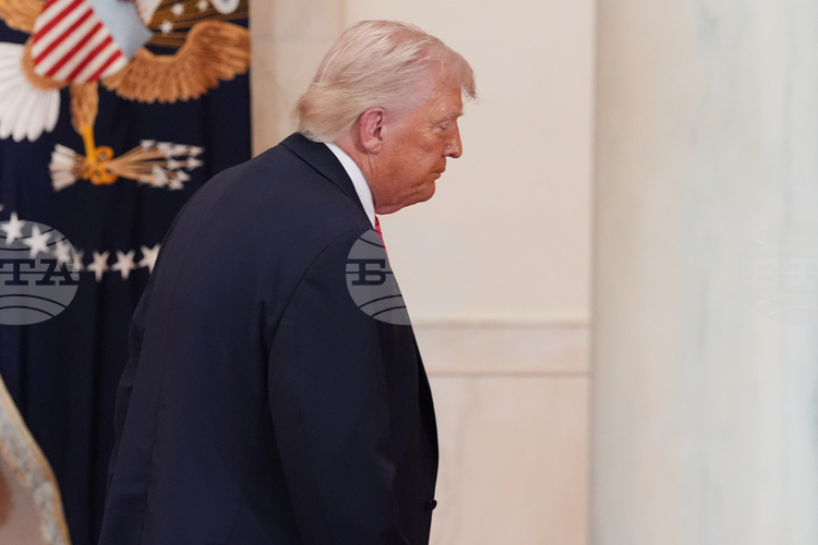 Тръмп заплаши с удари мостовете и електроцентралите в Иран