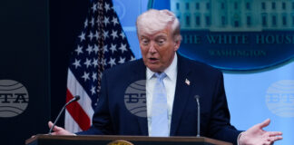 Тръмп заяви, че разположените около Иран американски военни сили ще останат на място до пълното спазване на примирието от Техеран