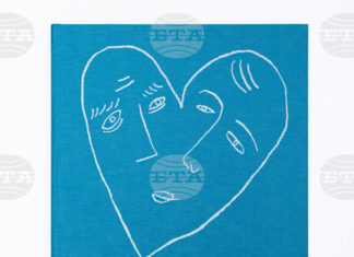 Творецът Валерий Пощаров ще представи новата си фотокнига „Баща и син“ в Стара Загора