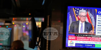 Управлението за федерален резерв на САЩ запази без промяна лихвите си, но с най-голямото разединение в гласовете от 1992 г.