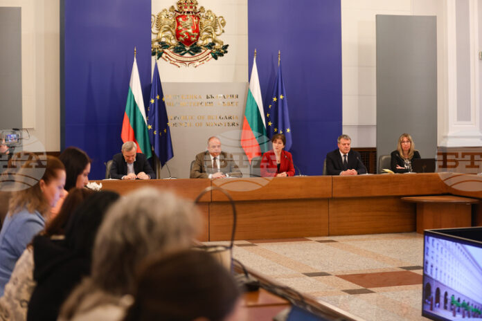 В МВР към момента са получени 1042 сигнала за нарушаване на изборното законодателство, 183 души са задържани