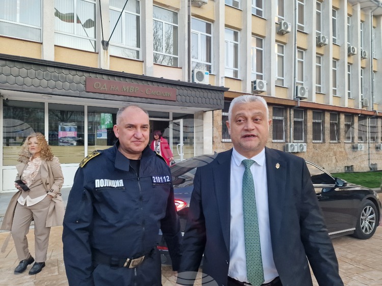 В пъти повече сигнали за изборни нарушения спрямо 2024 г. има в Смолян, заяви вътрешният служебен министър Емил Дечев пред БТА