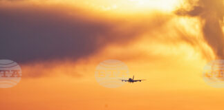 Възобновени са международните полети от Техеран за първи път от началото на войната