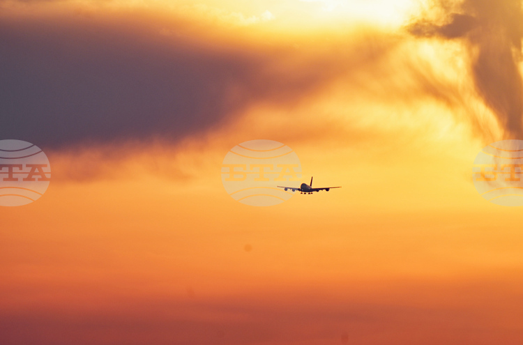 Възобновени са международните полети от Техеран за първи път от началото на войната