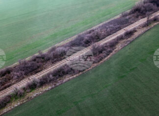 Възстановено е движението на влаковете в междугарието Дъбово – Радунци след вчерашния инцидент, съобщиха от НКЖИ