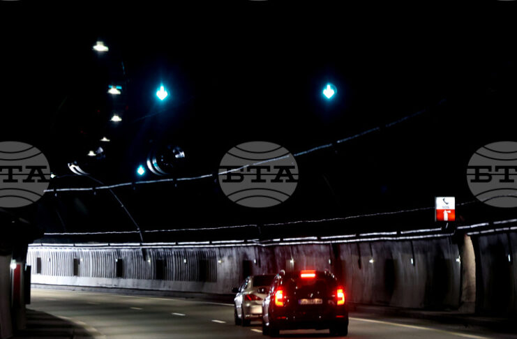 Възстановено е движението в тунел „Витиня“ на АМ „Хемус“ в посока София, съобщиха от АПИ