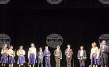 Вокална формация „Либервокс“ представи първия си самостоятелен концерт в Добрич