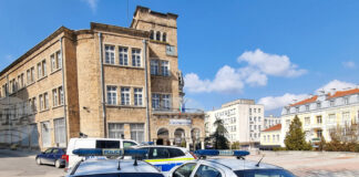 Временно движението по път II-73 Смядово – Веселиново се осъществява двупосочно, в една лента, поради катастрофа