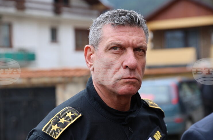 Задържани са 16 души в операция за противодействие на престъпления срещу политическите права на гражданите в Плевенско, съобщи Георги Кандев