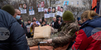 Зеленски: Посрещнахме у дома 175 военнослужещи и 7 цивилни след плен в Русия