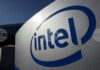„Интел“ изненада пазарите с тримесечни резултати над очакванията, подкрепени от бума на изкуствения интелект