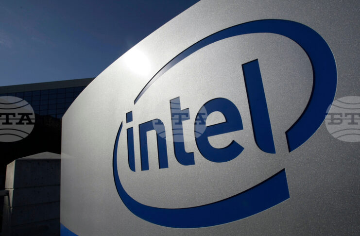 „Интел“ изненада пазарите с тримесечни резултати над очакванията, подкрепени от бума на изкуствения интелект