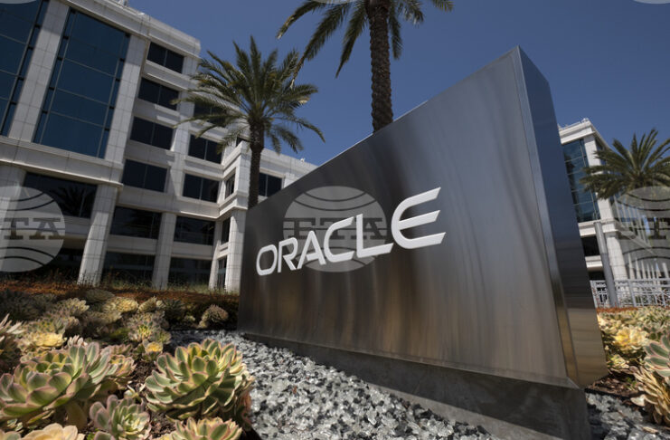 „Оракъл“ назначи Хилари Максън за финансов директор