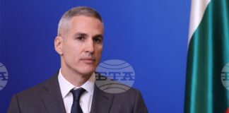 служебният министър-председател Андрей Гюров