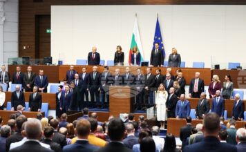 Доверието към кабинета на Радев спада, а ПП-ДБ изпреварва ГЕРБ-СДС в обществените нагласи Кабинет "Радев"