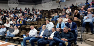 Общинският съвет във Варна провежда редовно заседание