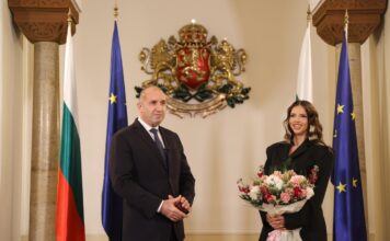 Румен Радев и DARA
