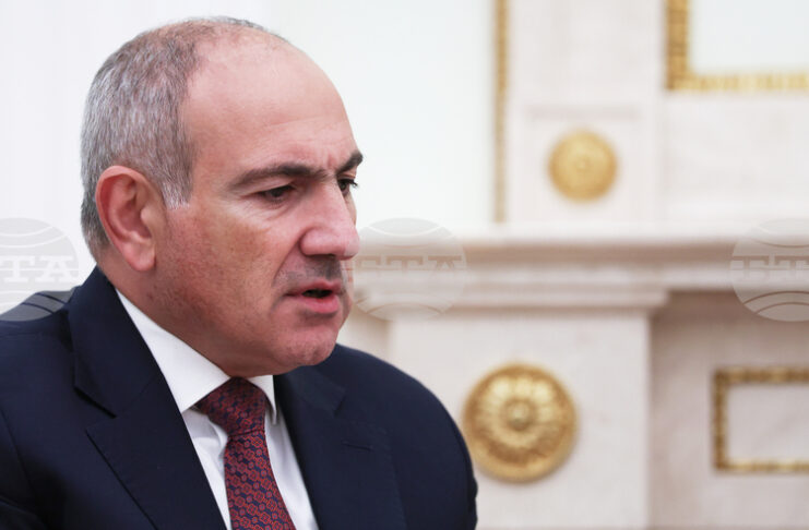 Арменският премиер Пашинян очаква украинския президент Зеленски в Ереван в понеделник, съобщи Укринформ
