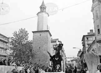 Днес в Габрово е кулминацията на майските празници, предстои и карнавалното шествие