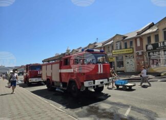 Двама души са пострадали в резултат на нощната масирана атака с дронове в Одеса, съобщи областният управител