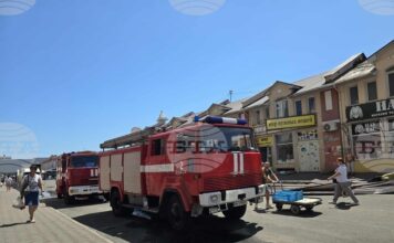 Двама души са пострадали в резултат на нощната масирана атака с дронове в Одеса, съобщи областният управител