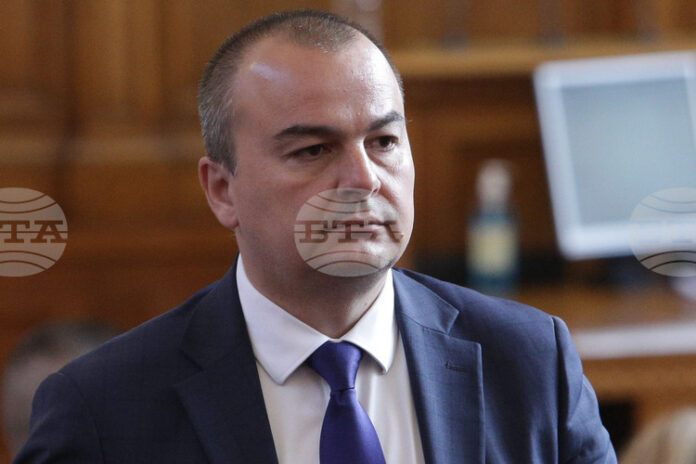 Екипът на Министерството на земеделието и храните посрещна новия министър Пламен Абровски
