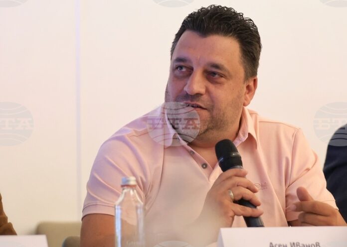 Форум на БТА "БГ ТУРИЗЪМ - ЛЯТО 2026"
                                                                                                Времето на „ол инклузив“ и ниските цени в българския туризъм отминава, заяви директорът на на "Новини, актуални предавания и спорт" в bTV Медия груп Асен Иванов