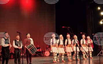 Кулминационната точка от националното турне на ансамбъл „Филип Кутев" е тази вечер в НДК